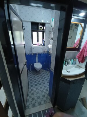 Team Area in 1.5 BHK Apartment at Leela Sagar Apartments, Andheri West – for Rent