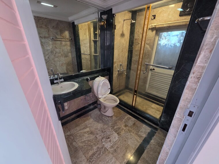 Balcony, hiranandani-gardens-odyssey-i-ii 4 Bedroom 2900 Sq.Ft. Apartment In Powai Mumbai 9520964