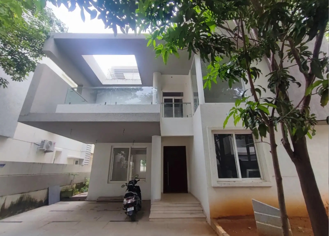 4 BHK + Pooja Room Villa For Sale in Grand Boulevard
