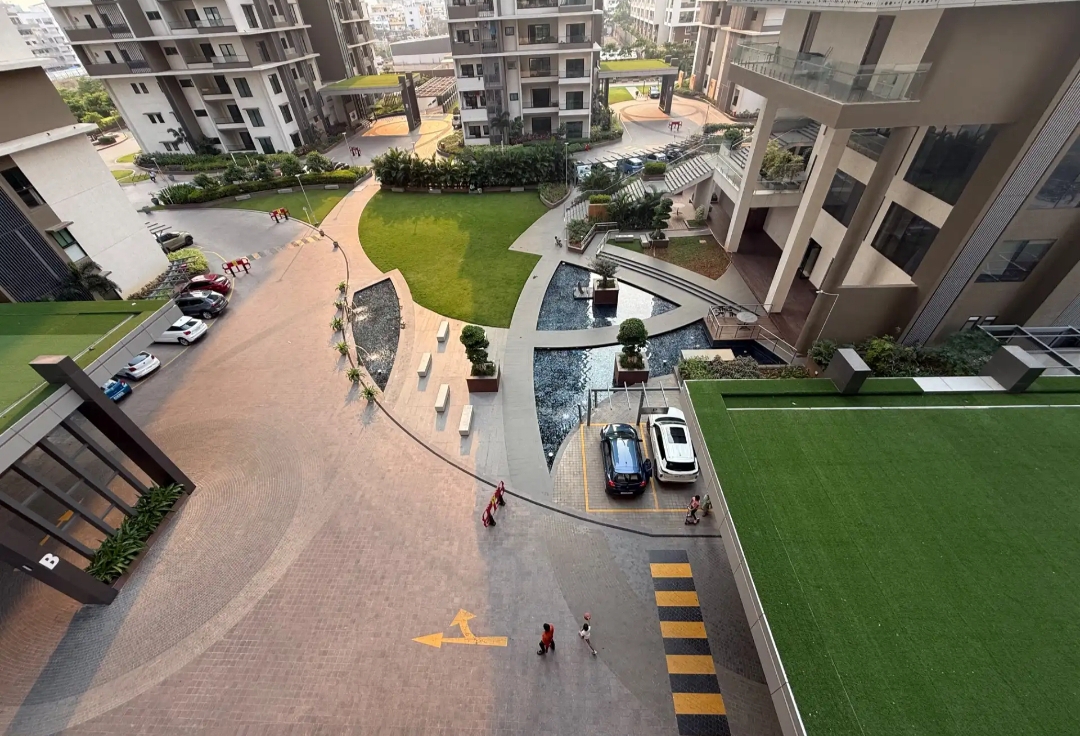 4 BHK + Pooja Room Apartment For Sale in Aparna One