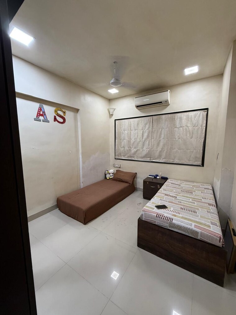 Bedroom, new-jay-palace 2 Bedroom 1000 Sq.Ft. Apartment In Yari Road Mumbai 9521001