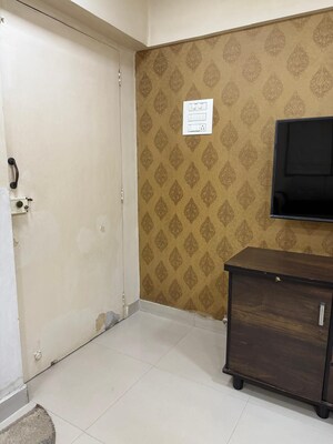 Bathroom in 2 BHK Apartment at New Jay Palace, Yari Road – for Rent