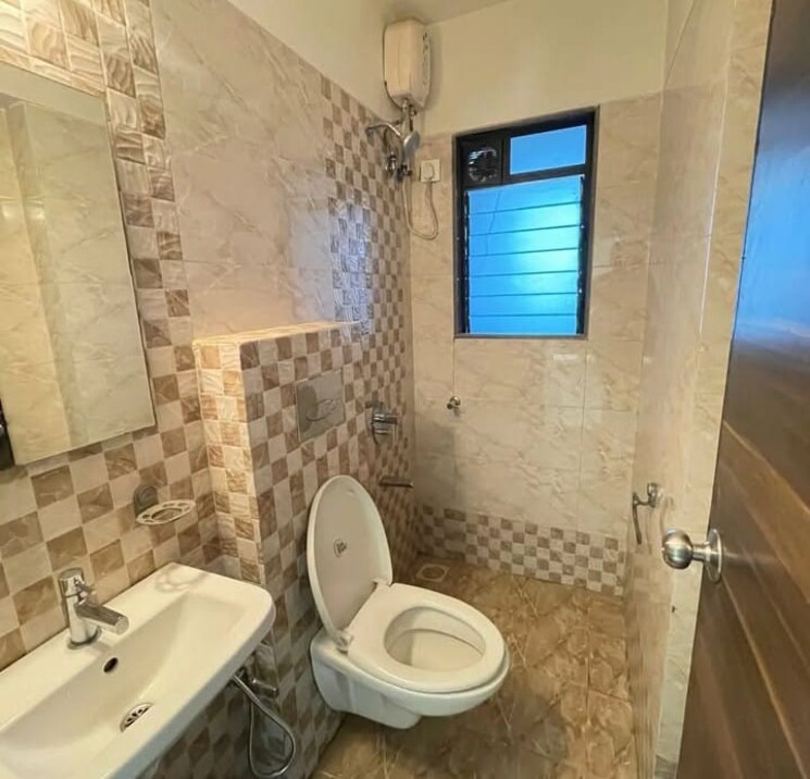 Bathroom, k-raheja-raheja-classique 1 Bedroom 550 Sq.Ft. Apartment In Andheri West Mumbai 9521003
