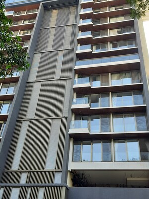 3 BHK Apartment For Rent in Khar West