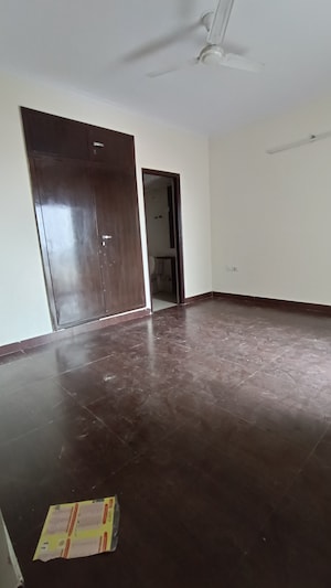 Room in 2 BHK Apartment at Saviour Park, Mohan Nagar – for Rent