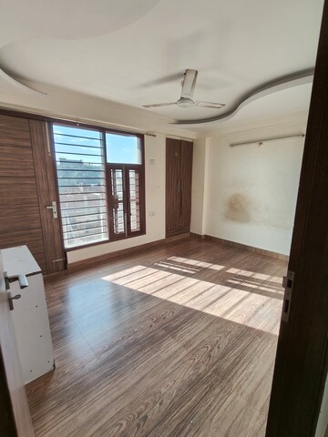 Room in 1 BHK Builder Floor at Bijwasan – for Sale