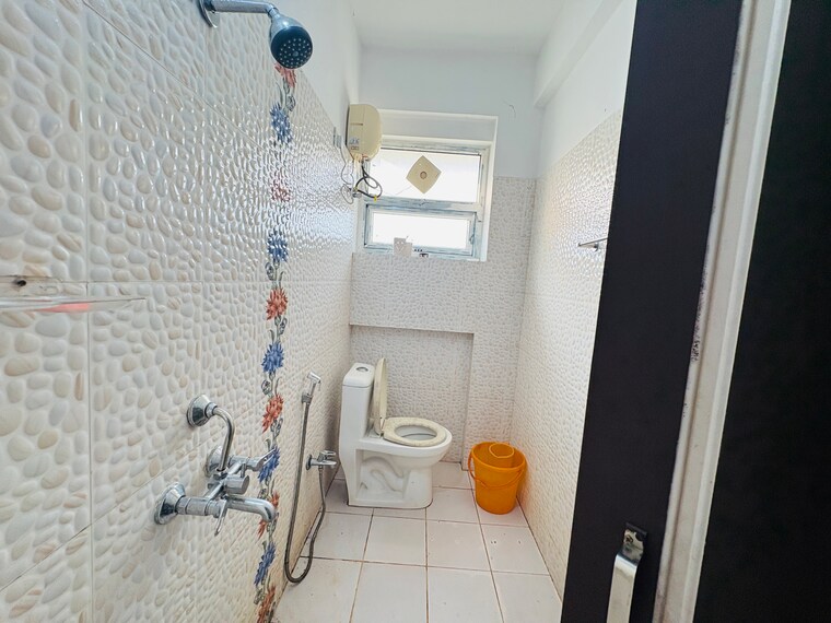 Bathroom, nallagandla 3 Bedroom 1800 Sq.Ft. Builder Floor In Nallagandla Hyderabad 9521026
