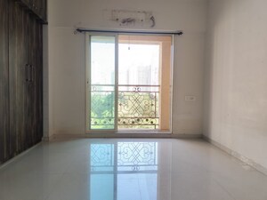 2 BHK Apartment For Rent in Hiranandani Estate, Ghodbunder Road