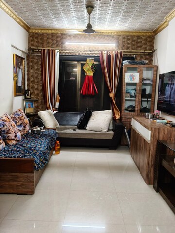 2 BHK Apartment For Rent in Sagar Avenue, Santacruz East