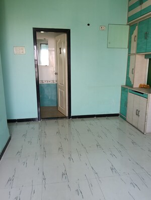 Room in 2 BHK Apartment at Cosmos Heritage, Manpada – for Sale