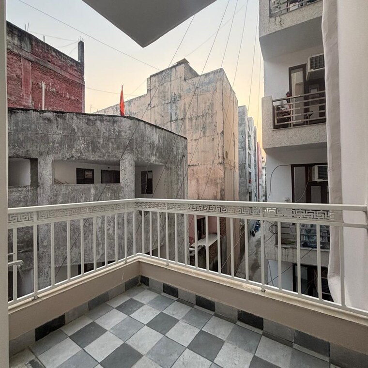 Balcony, saket 1 Bedroom 600 Sq.Ft. Builder Floor In Saket Delhi 9521041