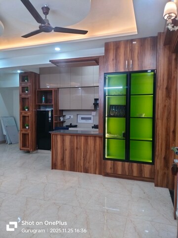 Room in 2 BHK Builder Floor at Sector 14 – for Rent