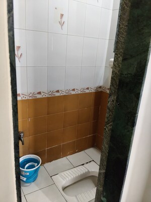 Bathroom in 1 BHK Apartment at Sagar Avenue, Santacruz East – for Sale
