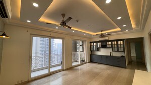 Room in 3 BHK Builder Floor at Dlf Phase ii – for Sale