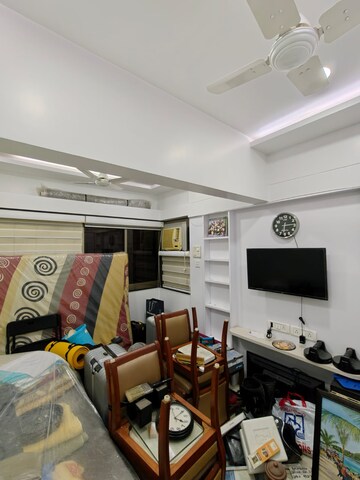 Master Bedroom in 2 BHK Apartment at Vaibhav Apartment Dadar, Dadar West – for Rent