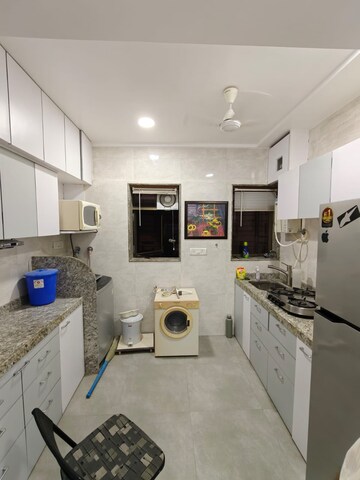 Master Bedroom in 2 BHK Apartment at Vaibhav Apartment Dadar, Dadar West – for Rent