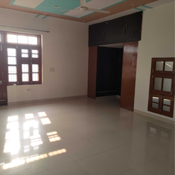 Room in 3 BHK Villa at Sector 02 – for Rent