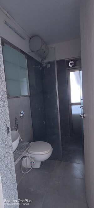 Bathroom in 4 BHK Apartment at Darsshan Ricco, Lower Parel – for Rent