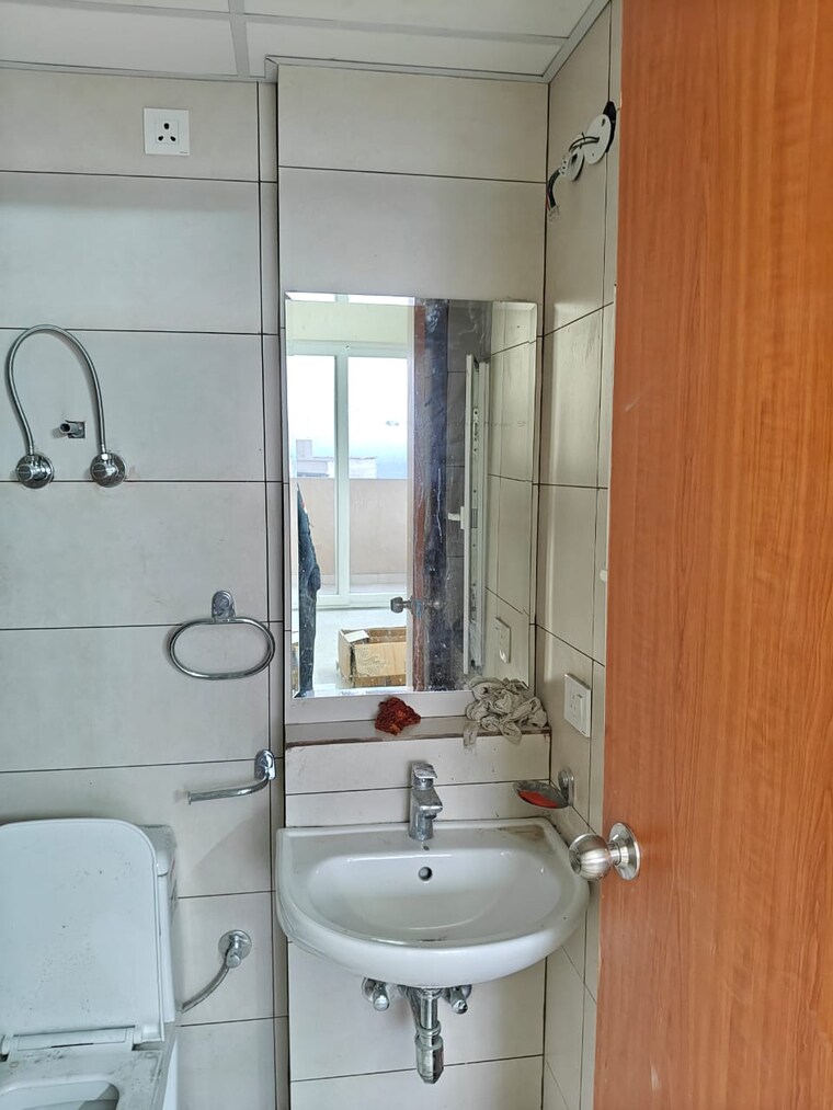 Bathroom, tata-eureka-park 3 Bedroom 1575 Sq.Ft. Apartment In Sector 150 Noida 9521083