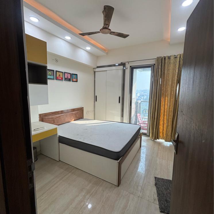 Bedroom, paras-dews 3 Bedroom 1900 Sq.Ft. Apartment In Panwala Khusropur Gurgaon 9521100