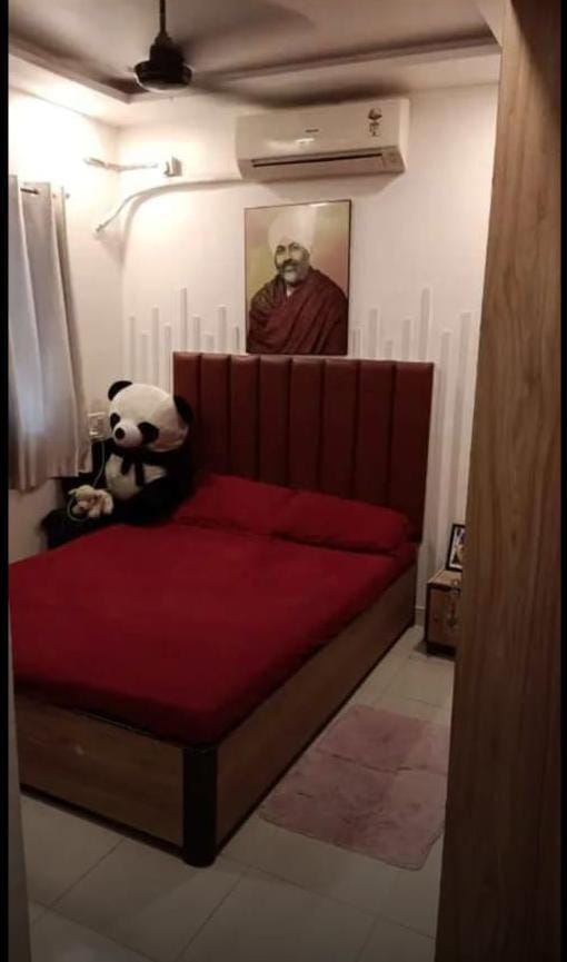 1 BHK Apartment For Rent in Saket CHS Malad East