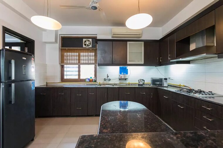 Kitchen, jaypee-green-earth-court 4 Bedroom 4400 Sq.Ft. Apartment In Jaypee Greens Greater Noida 9516269