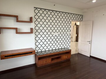 Room in 3 BHK Apartment at Aparna Sarovar Grande, Nallagandla – for Rent