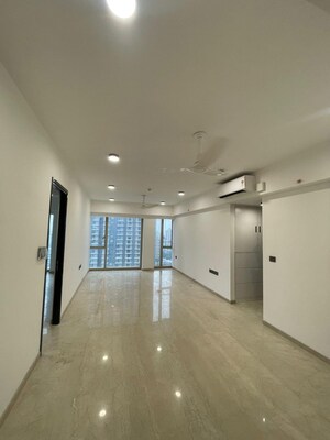 2 BHK Apartment For Rent in Lodha The Park, Worli