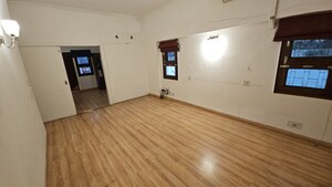 Room in 4 BHK Builder Floor at Shanti Niketan – for Rent