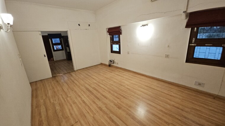 Room, shanti niketan 4 Bedroom 3500 Sq.Ft. Builder Floor In Shanti Niketan Delhi 9521161