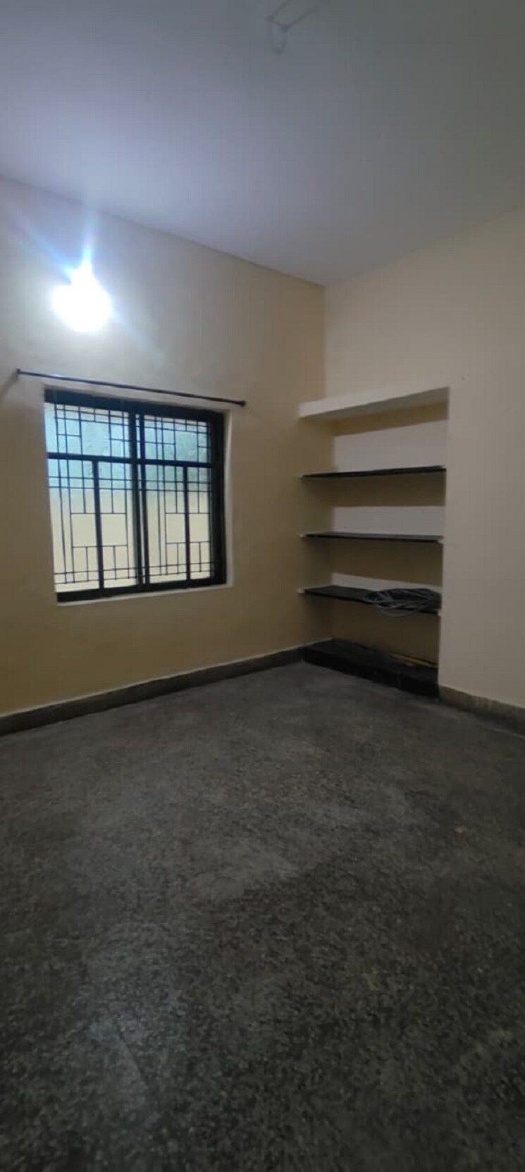 Room, uppadhyay nagar 2 Bedroom 2000 Sq.Ft. Independent House In Uppadhyay Nagar Raipur 9521168