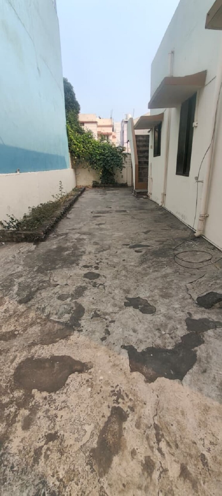  Parking, uppadhyay nagar 2 Bedroom 2000 Sq.Ft. Independent House In Uppadhyay Nagar Raipur 9521168