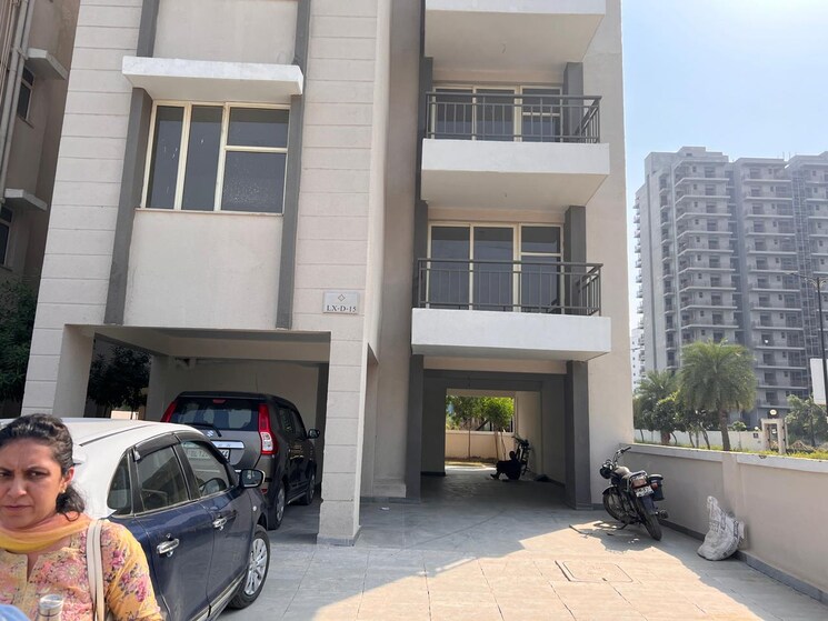 Exterior View, lavender-floors 3 Bedroom 260 Sq.Yd. Builder Floor In Sector 89 Faridabad 9521209