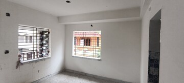 Room in 2 BHK Apartment at Kaikhali – for Sale
