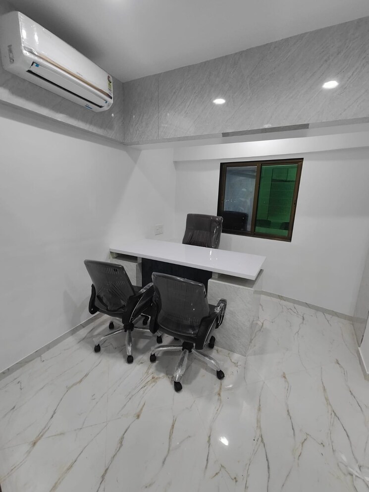 Team Area, ellora-fiesta Commercial Office Space 2350 Sq.Ft. In Sanpada Navi Mumbai 9521313
