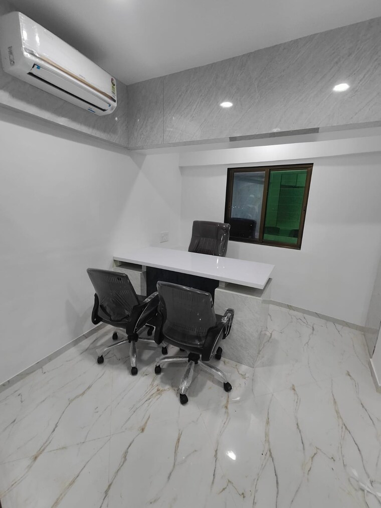 Team Area, ellora-fiesta Commercial Office Space 2350 Sq.Ft. In Sanpada Navi Mumbai 9521313