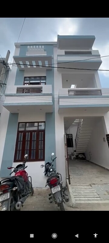 2 BHK Villa For Sale in Chinhat