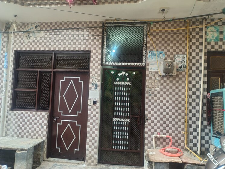Exterior View, jor bagh 3 Bedroom 375 Sq.Yd. Builder Floor In Jor Bagh Delhi 9521351