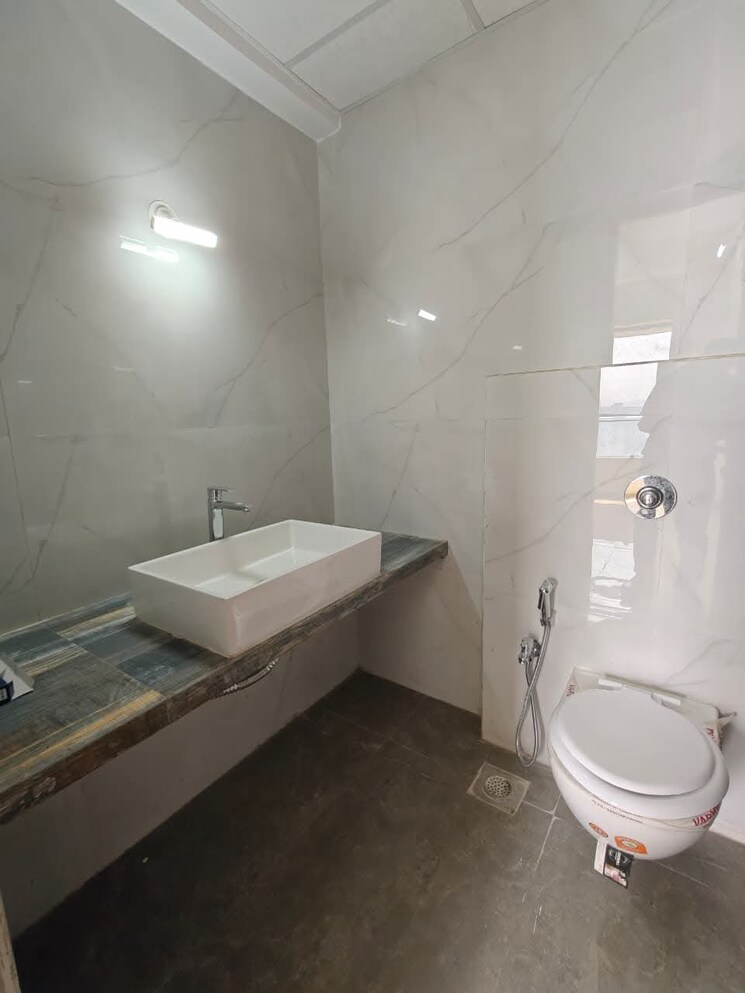 Bathroom, chembur-heights 3 Bedroom 1430 Sq.Ft. Apartment In Chembur Mumbai 9521343
