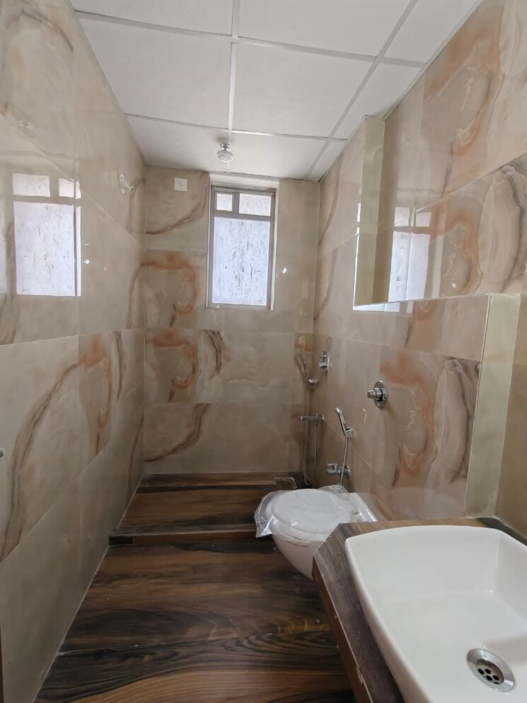 Bathroom, chembur-heights 3 Bedroom 1430 Sq.Ft. Apartment In Chembur Mumbai 9521343