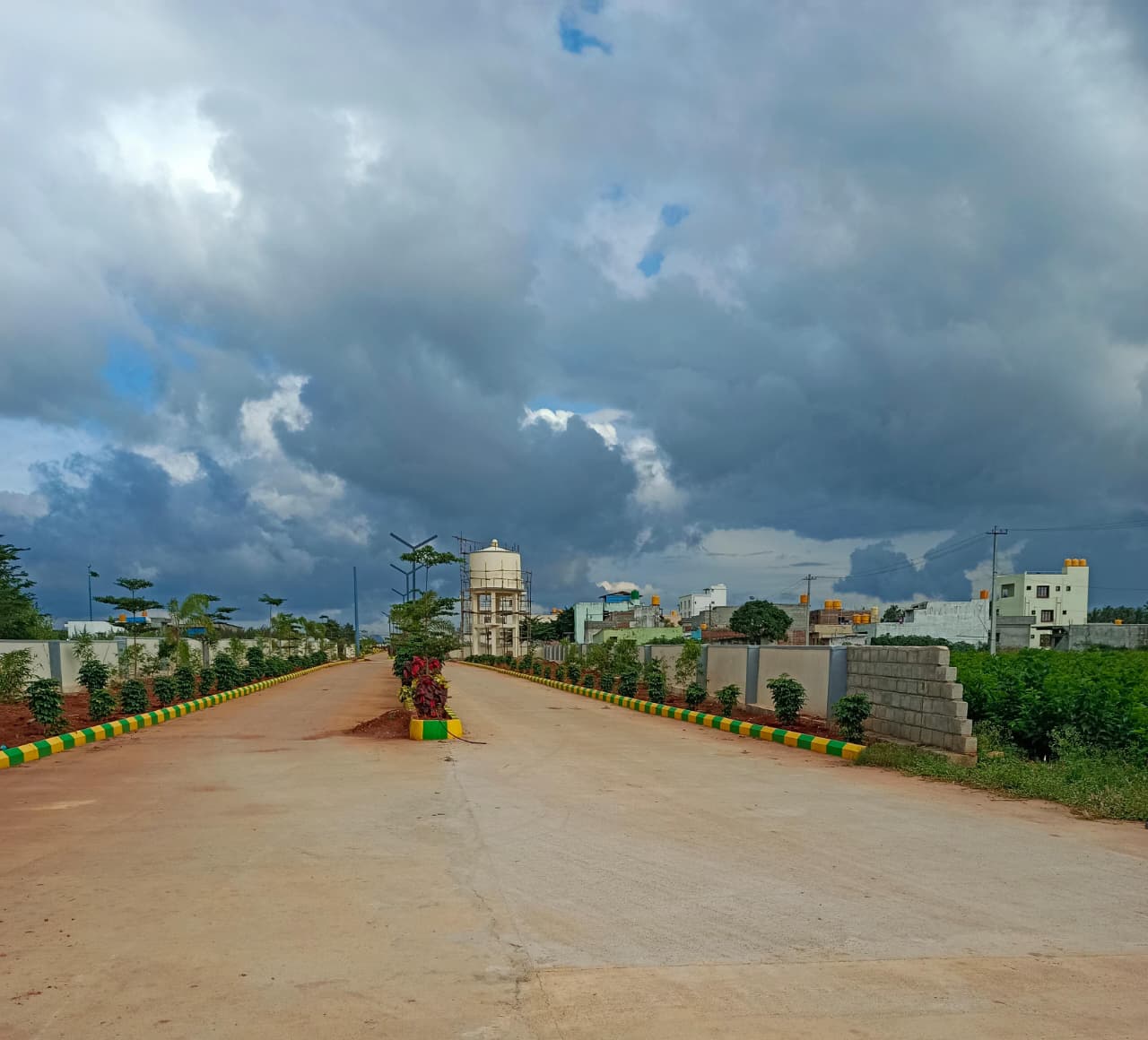 Plot For Sale in Luxury Plot Dp 