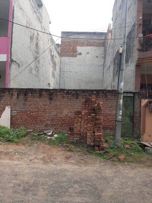  Plot For Sale in Shastri Nagar