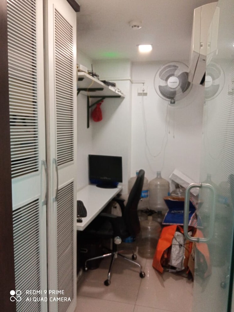 Team Area, satra-plaza Commercial Office Space 1650 Sq.Ft. In Vashi Sector 19d Navi Mumbai 9521384