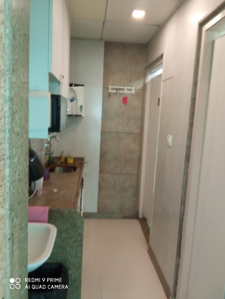 Bathroom, satra-plaza Commercial Office Space 1650 Sq.Ft. In Vashi Sector 19d Navi Mumbai 9521384
