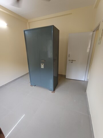 Room in 1 BHK Apartment at Sapphire Lakeside, Powai – for Rent