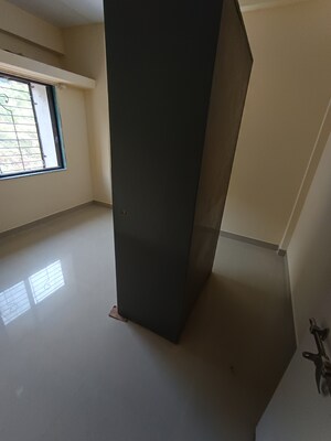 Room in 1 BHK Apartment at Sapphire Lakeside, Powai – for Rent