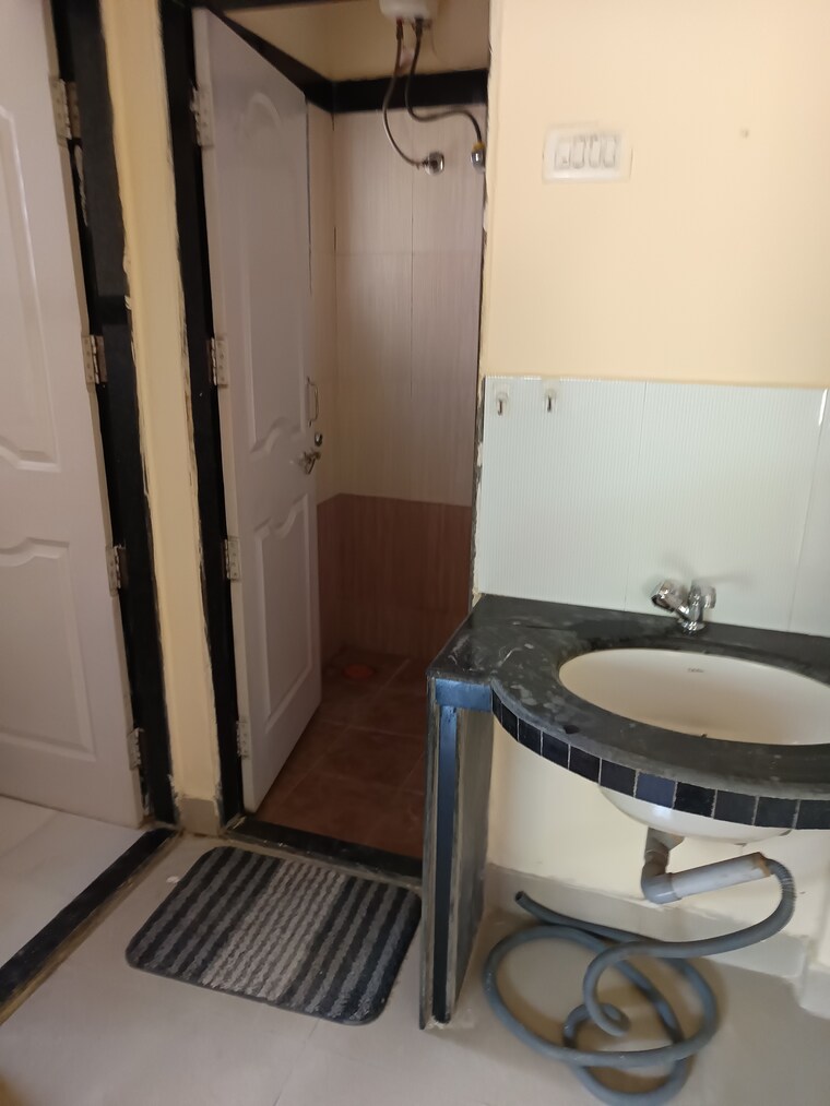 Bathroom, sapphire-lakeside 1 Bedroom 476 Sq.Ft. Apartment In Powai Mumbai 9521437