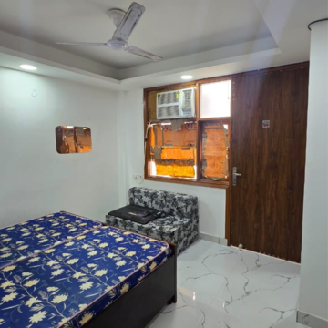 Bedroom in 1 BHK Builder Floor at Saket – for Rent