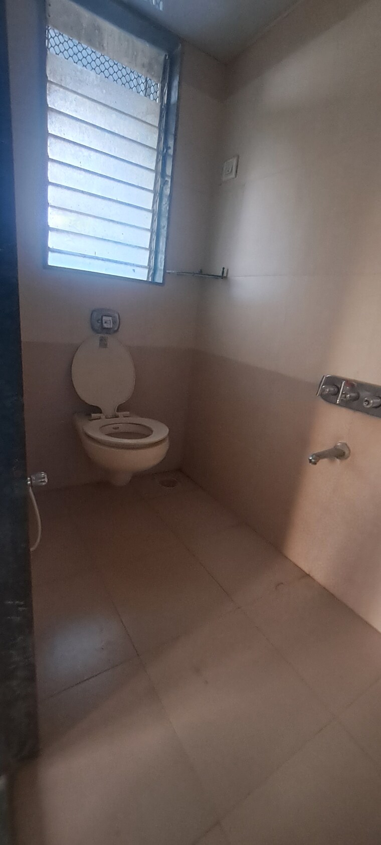Bathroom, om-ashish-chs 1 Bedroom 450 Sq.Ft. Apartment In Malad West Mumbai 9521479
