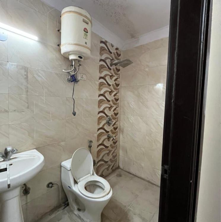 Bathroom, chattarpur 2 Bedroom 500 Sq.Ft. Builder Floor In Chattarpur Delhi 9521466